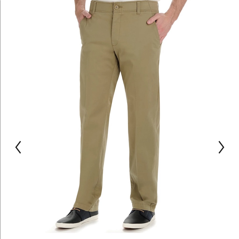 Lee wrinkle resistant straight fit khaki pant